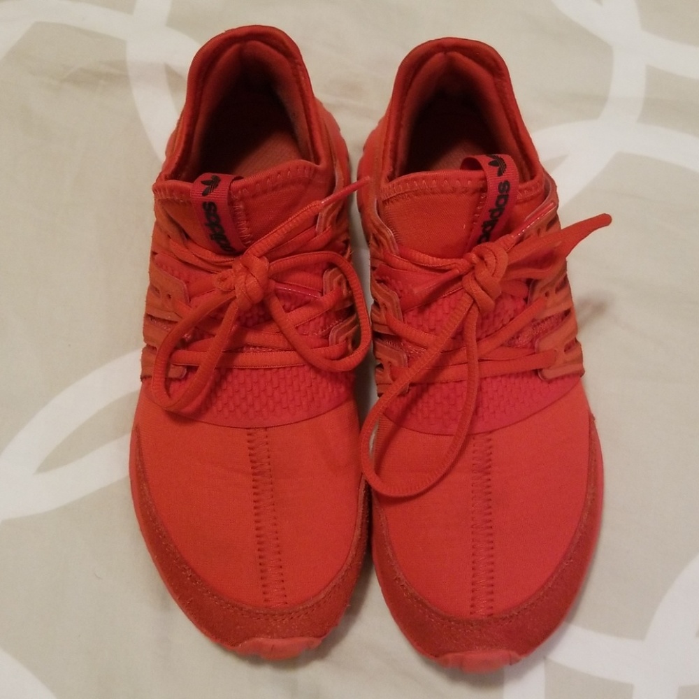 Adidas Tubular